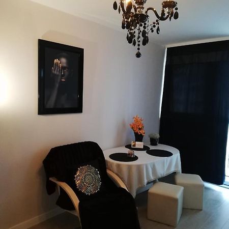Appartement Kawalerka - Jelenia Gora, Dziel. Zabobrze Extérieur photo