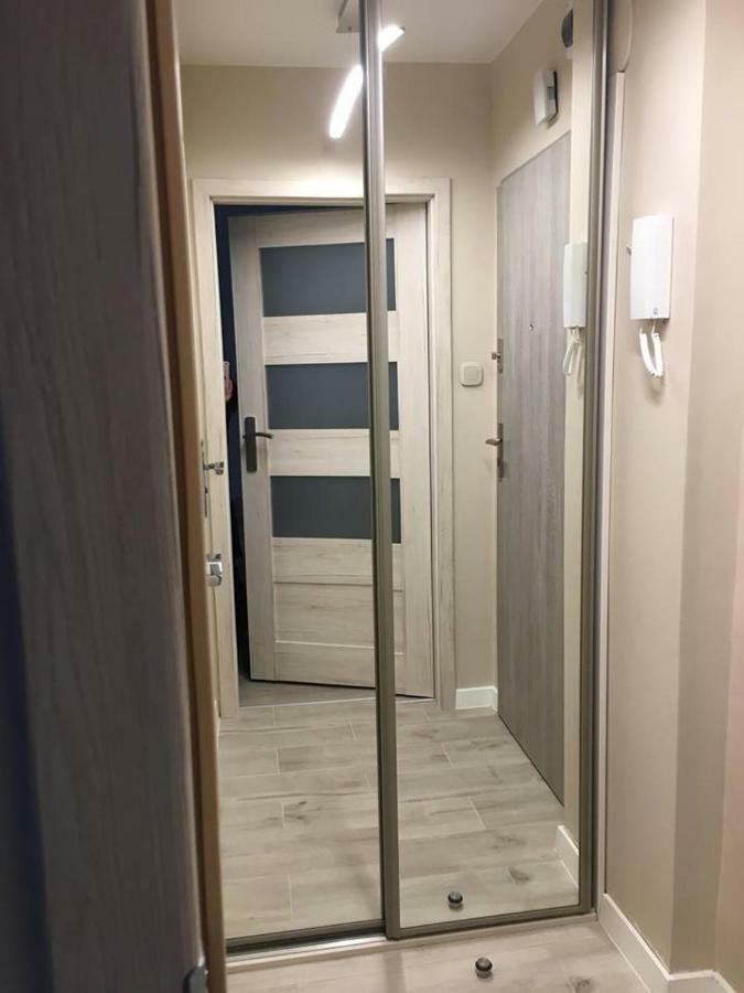 Appartement Kawalerka - Jelenia Gora, Dziel. Zabobrze Extérieur photo